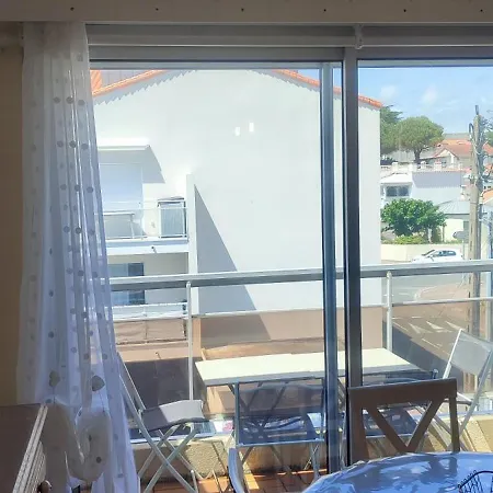 T2 450m De La Des Demoiselles, Avec Garage Et Possibilite De Velos A 950m De La Rue Pietonne *