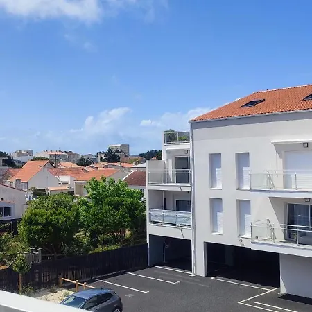 T2 450m De La Des Demoiselles, Avec Garage Et Possibilite De Velos A 950m De La Rue Pietonne Apartment Saint-Hilaire-de-Riez