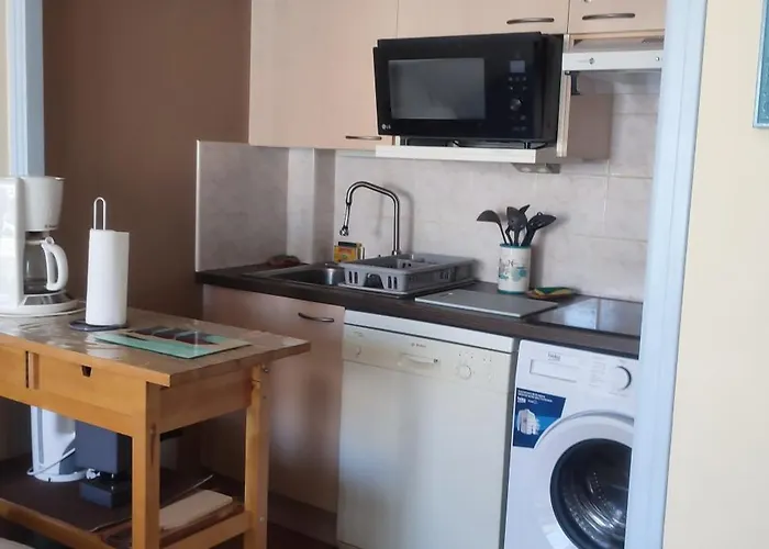 T2 450m De La Des Demoiselles, Avec Garage Et Possibilite De Velos A 950m De La Rue Pietonne 생 힐레르 드 리에